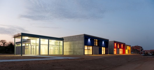 Escuela Infantil en O Revel / Cendón - Vázquez Arquitectos