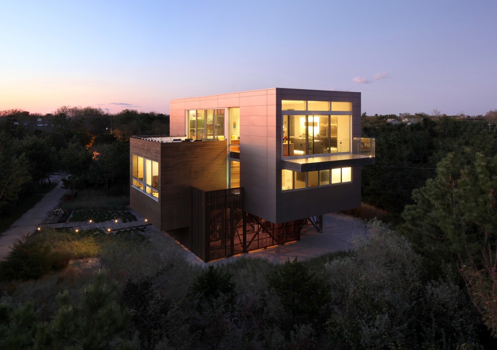 Beach Walk House / SPG Architects