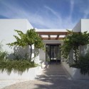 Casa en el valle de Atzaró / de Blacam and Meaguer architects Casa en el valle de Atzaró / de Blacam and Meaguer architects © Peter Cook