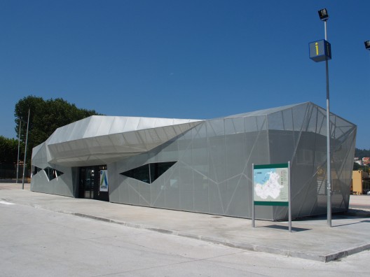 Oficina de Turismo en Arteixo / Alejandro García y Arquitectos