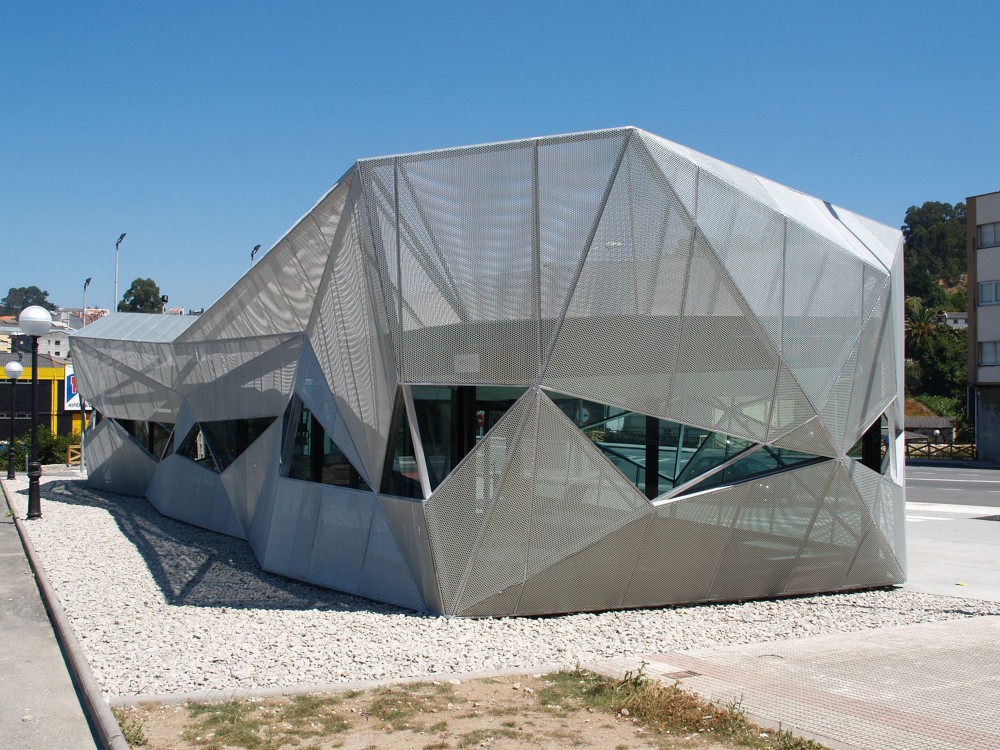 Tourism Office in Arteixo / Alejandro García y Arquitectos
