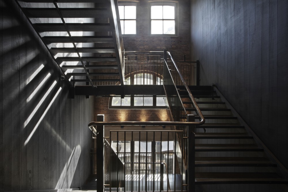 Saatchi & Saatchi / Smart Design Studio