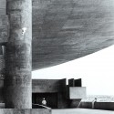 Venice Biennale 2012: Architecture as New Geography / Grafton Architects, Silver Lion Award (24) Venice Biennale 2012: Architecture as New Geography / Grafton Architects, Silver Lion Award (24) Serra Dourada Stadium, Goiania, Brazil (1973) / Paulo Mendes da Rocha - Courtesy of the Paulo Mendes da Rocha Archive