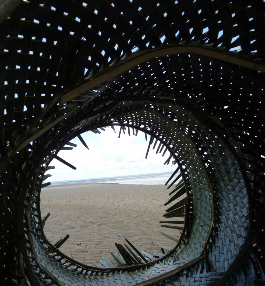 Lightweave Palm Observatory / X-Studio