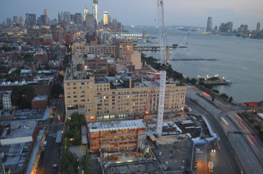 WhitneyMuseum_20120822-2000