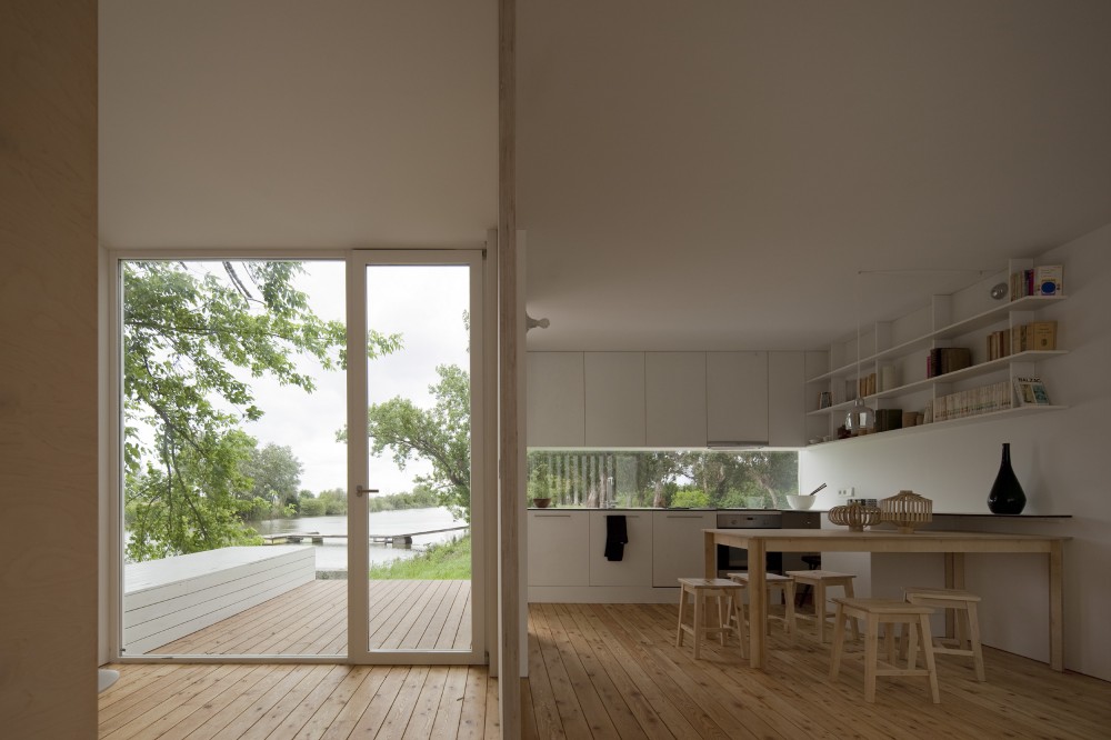 Treehouse Riga / Appleton & Domingos