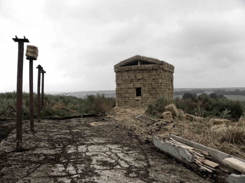 Temple in Antis / AG “LesoSplaw”