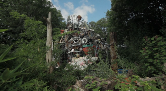 Video: The Junk King (1)