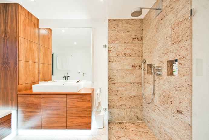 Reflecting Cube / Helwig Haus + Raum Planungs GmbH
