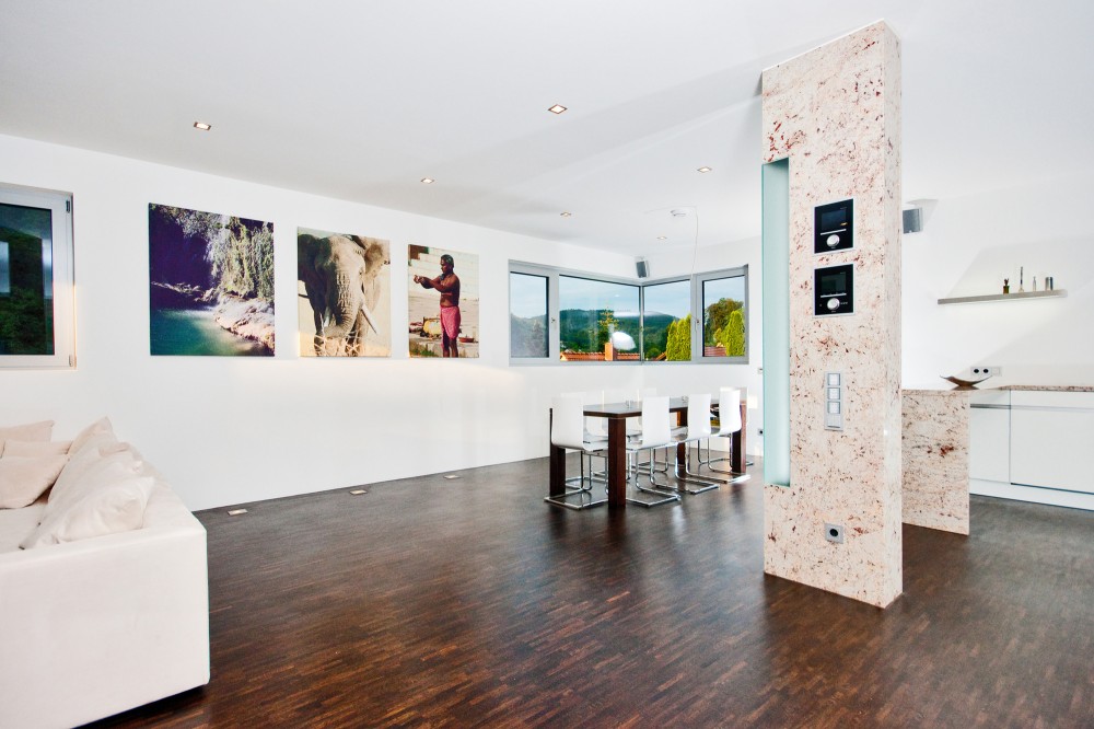 Reflecting Cube / Helwig Haus + Raum Planungs GmbH