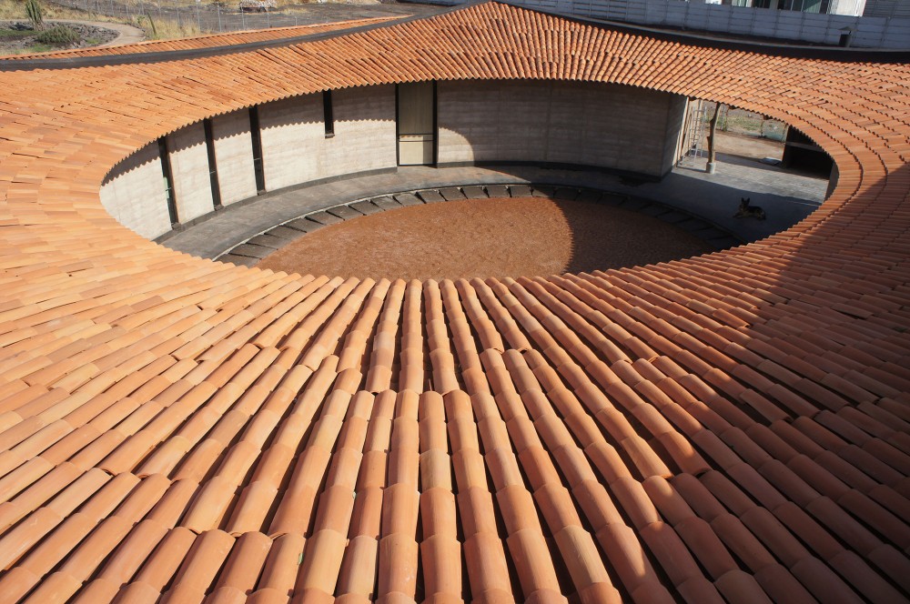 Studio House Sabinos / Juan Carlos Loyo Arquitectura