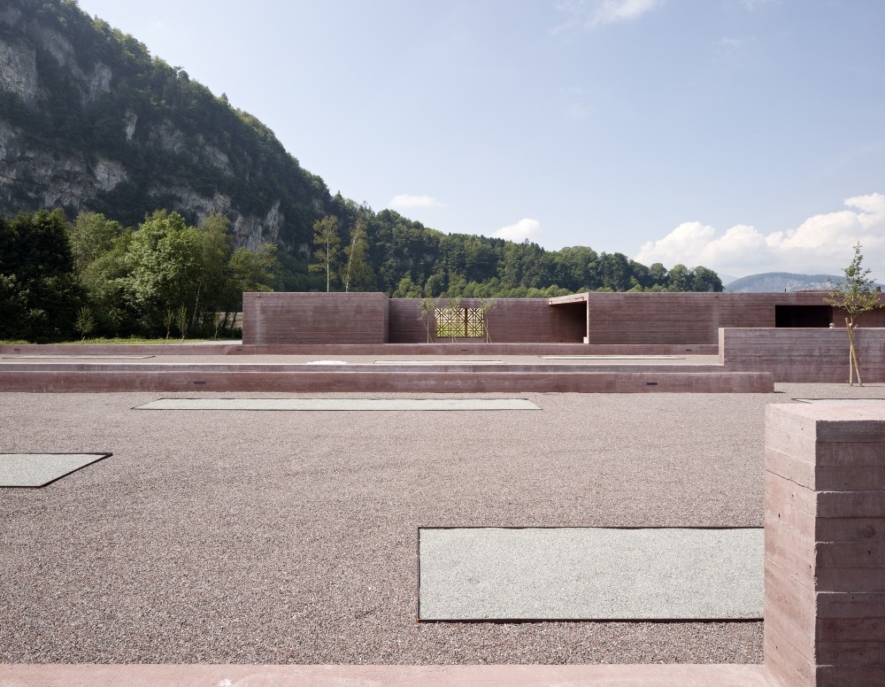 Islamic Cemetery in Altach / Bernardo Bader