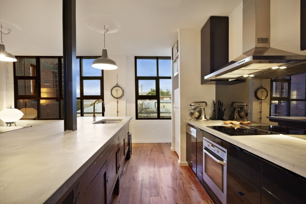 The Abbotsford Warehouse Apartments / ITN Architects