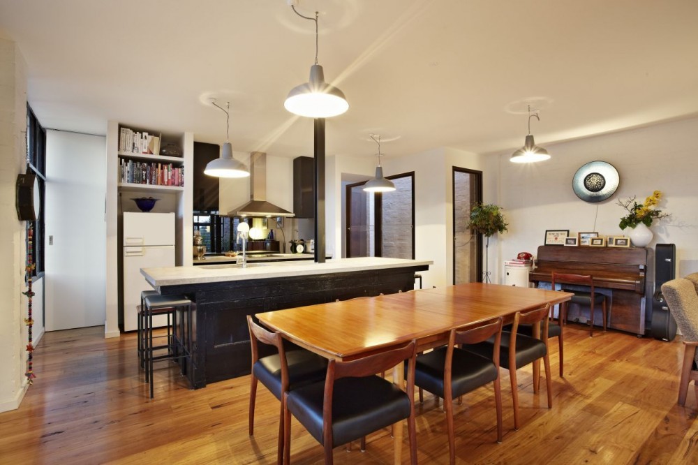 The Abbotsford Warehouse Apartments / ITN Architects