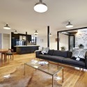 The Abbotsford Warehouse Apartments / ITN Architects The Abbotsford Warehouse Apartments / ITN Architects © Michael Downes