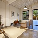 The Abbotsford Warehouse Apartments / ITN Architects The Abbotsford Warehouse Apartments / ITN Architects © Michael Downes