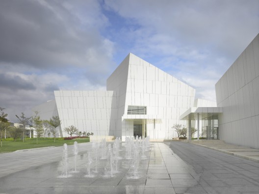 OCT Shenzhen Clubhouse / Richard Meier Architects