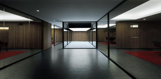 Roca Barcelona Gallery / OAB