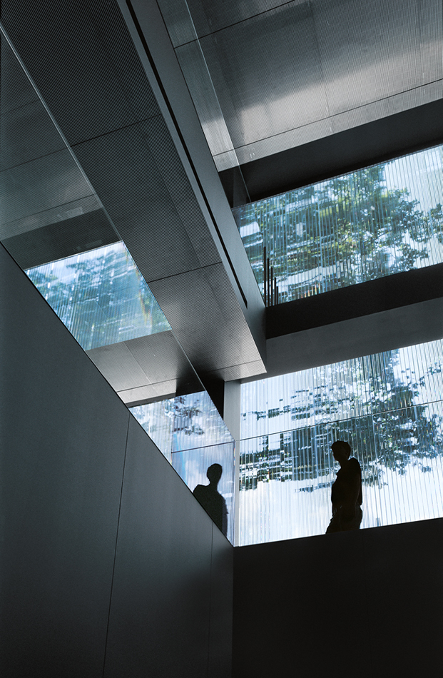 Roca Barcelona Gallery / OAB