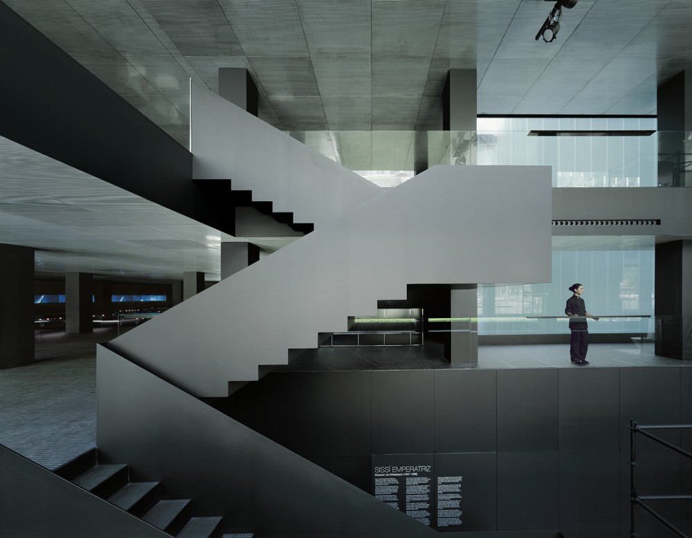 Roca Barcelona Gallery / OAB