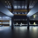Roca Barcelona Gallery / OAB © Alejo Bagué