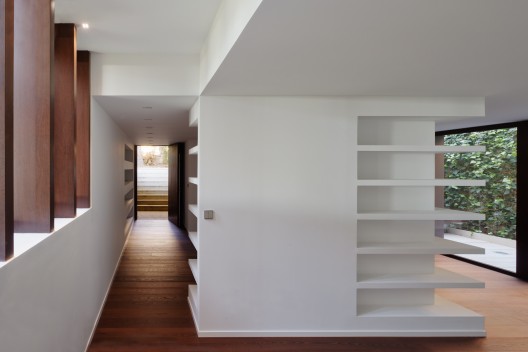 BF House / OAB + ADI
