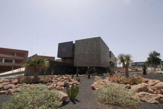 Cuartel de la Policía Local de Adeje / Estudio Lavín S.L.