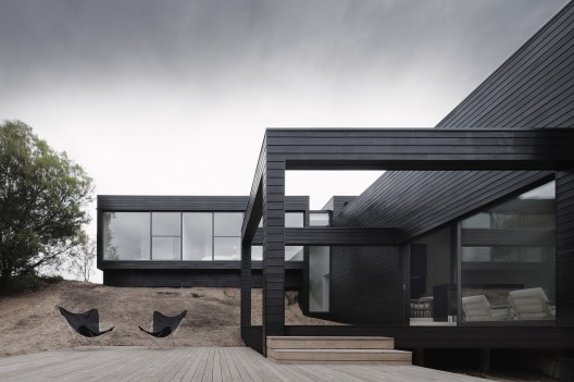 Ridge Road Residence / StudioFour