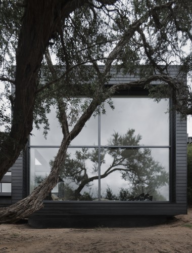 Ridge Road Residence / StudioFour