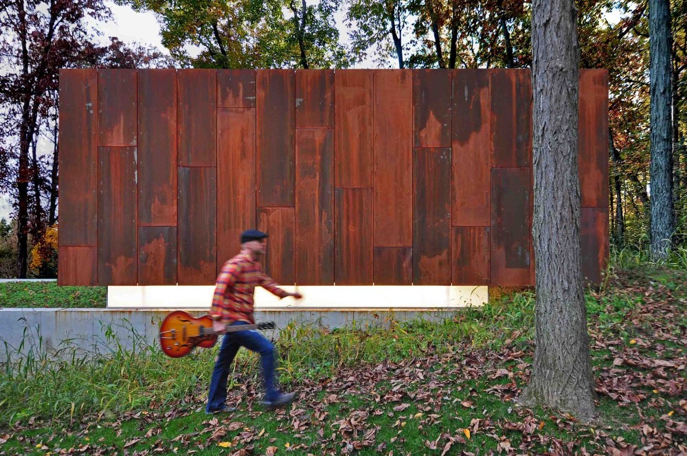 Studio for a Composer / Johnsen Schmaling Architects