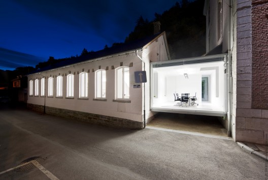 Artau Bureau / Artau Architecture