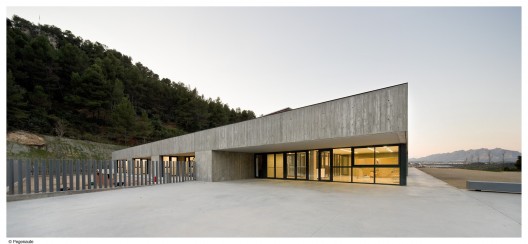 Mare de Déu de Montserrat / Mestura Arquitectes