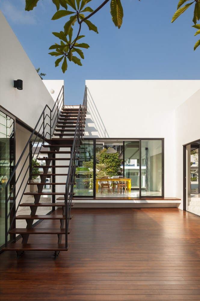 Mandai Courtyard House / Atelier M+A