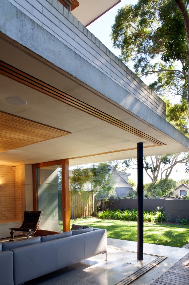 Queen’s Park House / Fox Johnston