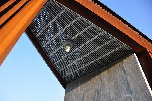 Riverview Park Visitor Service Building I / De Leon & Primmer Architecture Workshop