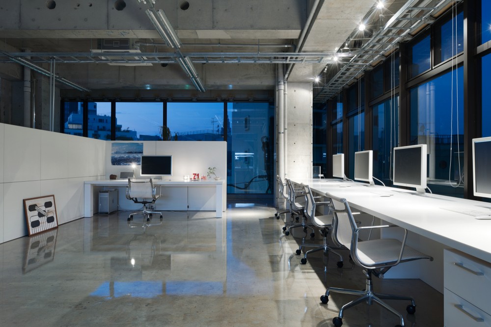 MR_DESIGN Office / Schemata Architects