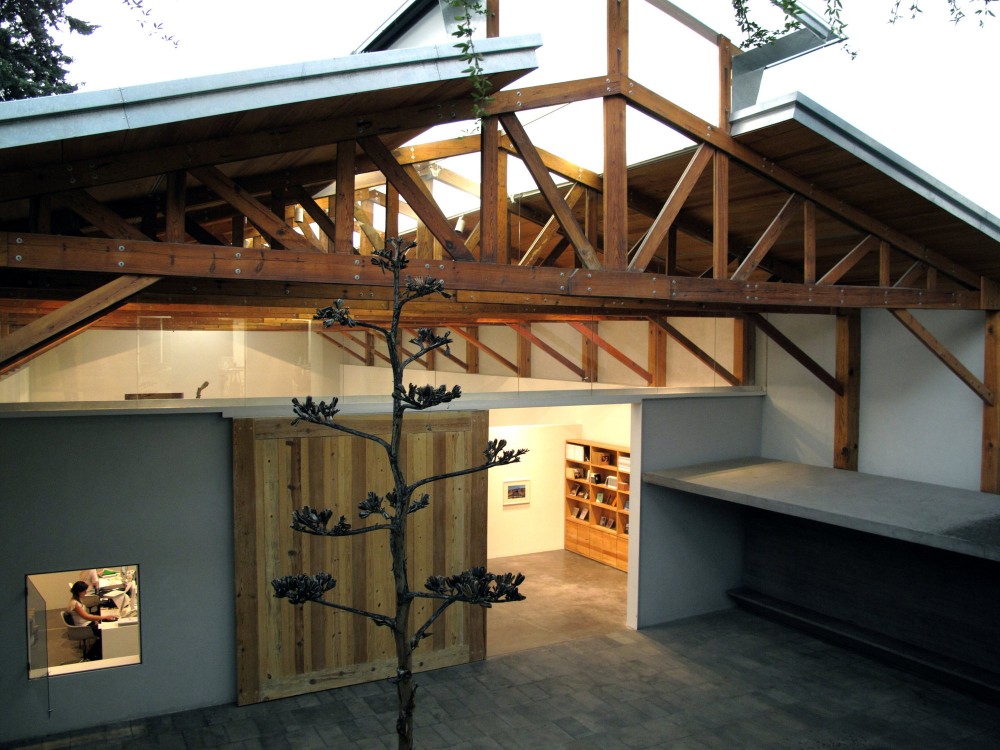 Kurimanzutto Gallery / Alberto Kalach