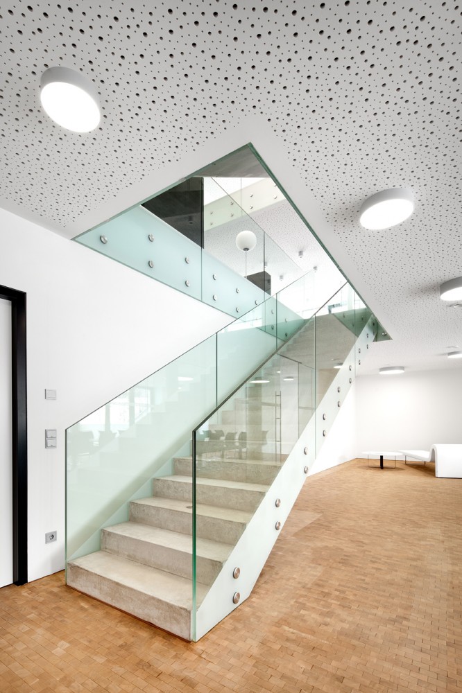 Neubau Bürogebäude / spado architects
