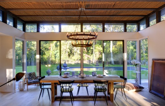 Robins Way / Bates Masi Architects