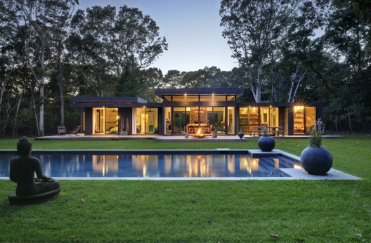 Robins Way / Bates Masi Architects