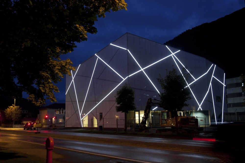 Sogn & Fjordane Art Museum / C.F. Møller Architects