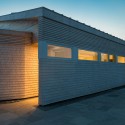 Shantih / Omar Gandhi Architect Shantih / Omar Gandhi Architect © Greg Richardson Photography