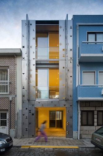 House 77 / dIONISO LAB