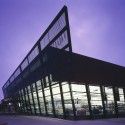 Clayton Community Centre / Jackson Architecture Clayton Community Centre / Jackson Architecture Courtesy of Archiphoto Pty Ltd.