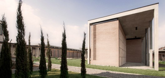 The Secret Garden / Tomas Ghisellini Architects