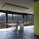 Commercial Building Islas / Mierta & Kurt Lazzarini Architekten Commercial Building Islas / Mierta & Kurt Lazzarini Architekten Courtesy of Mierta & Kurt Lazzarini Architekten