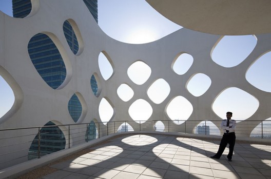O-14 / Reiser + Umemoto