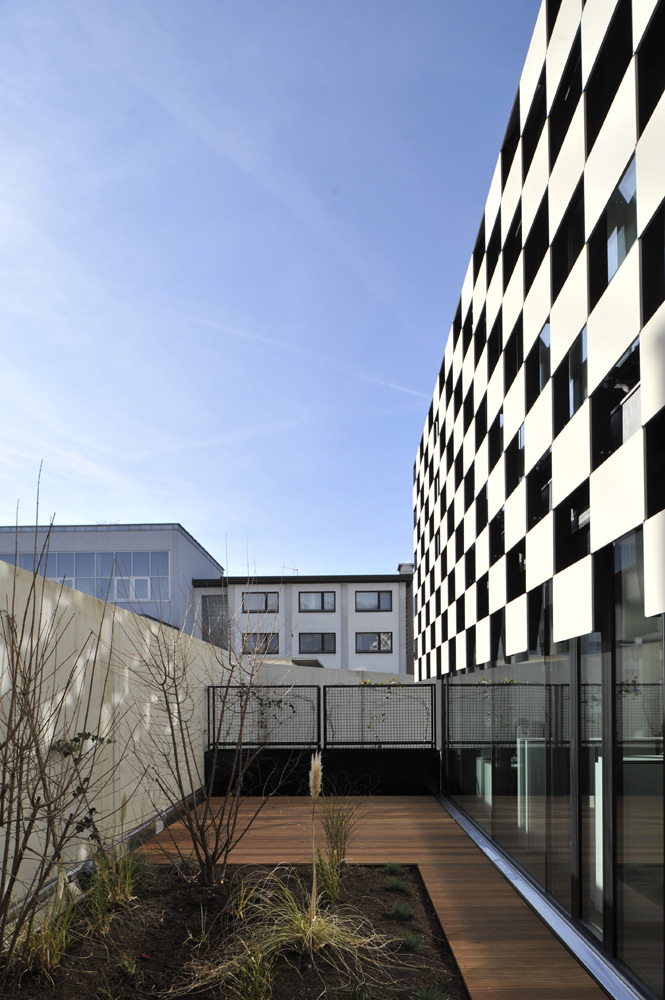 BTV branch in Innsbruck / Rainer Köberl