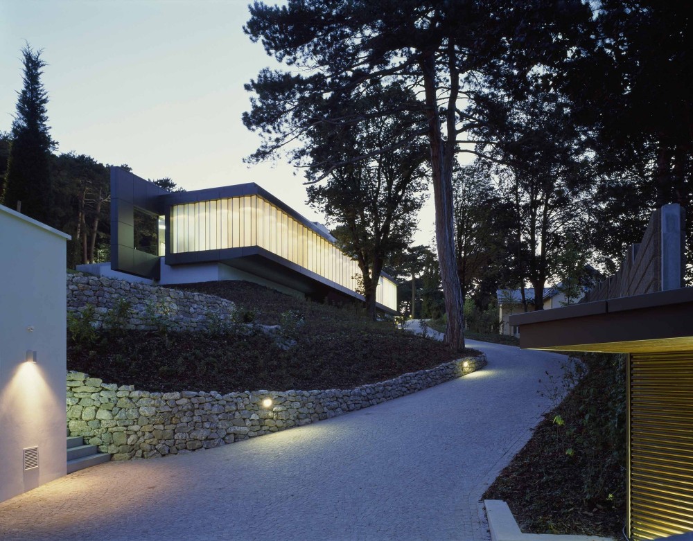 Umbau einer Jahrhundertwende-Villa / hke architekten