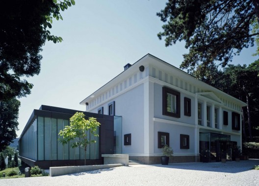 Umbau einer Jahrhundertwende-Villa / hke architekten